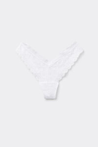 Tanga en dentelle style ann&eacute;es 80