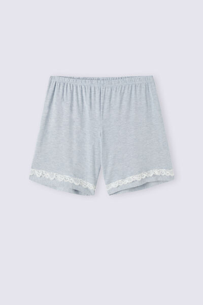 Modalshorts med spetsdetaljer