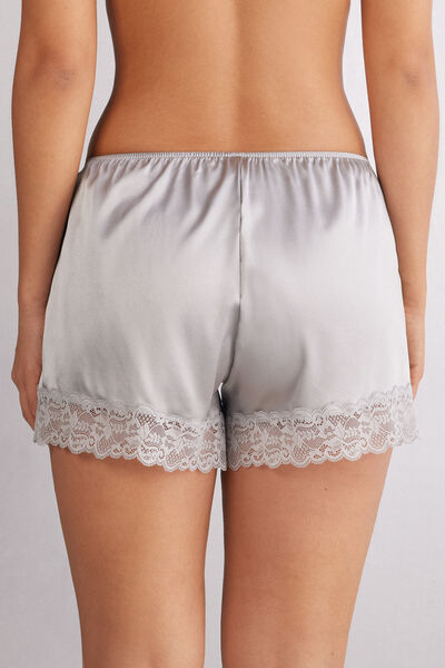 Seidenshorts mit Spitze
