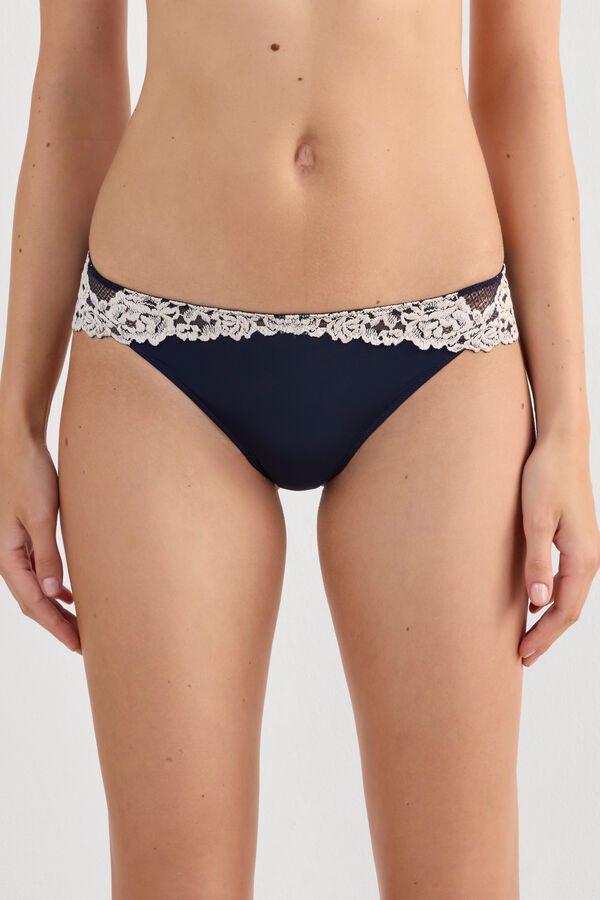 Slip in Pizzo Floreale Pretty Flowers