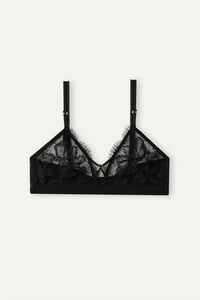 Sensual Unbounded Triangle Bra