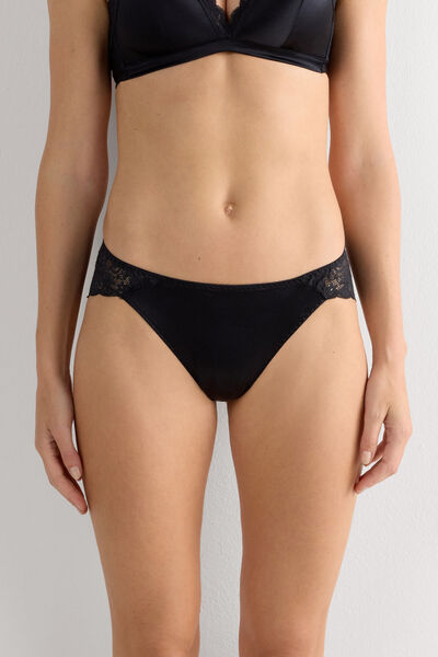 Side view of Intimissimi Kalhotky z Hedvábí a Krajky Žena Černá Velikost 4