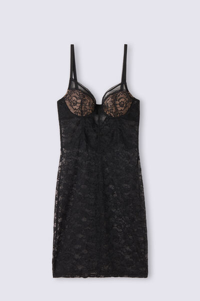 Lace Never Gets Old Padded Chemise