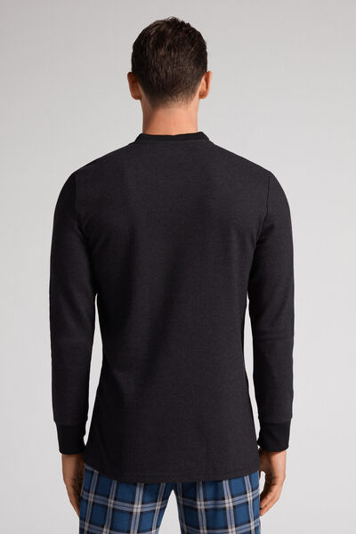 Langärmeliges Shirt mit Serafino-Kragen aus warmer Baumwolle