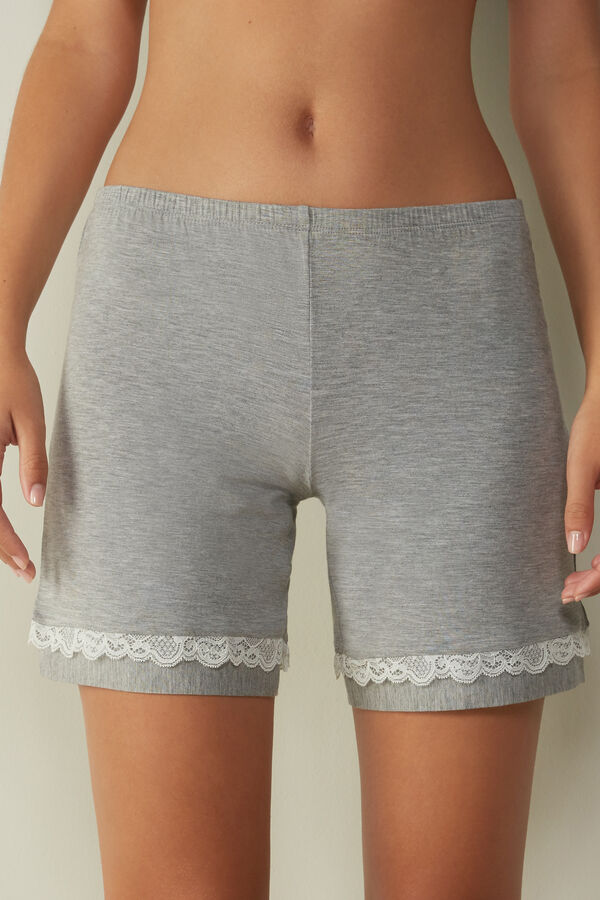 Pantaloncino in Modal con Dettagli in Pizzo