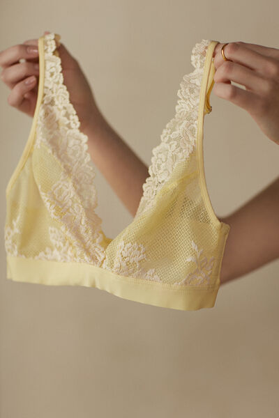 Pretty Flowers Lara Triangle Bra