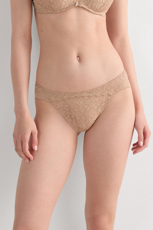 Low-Rise Lace Knickers