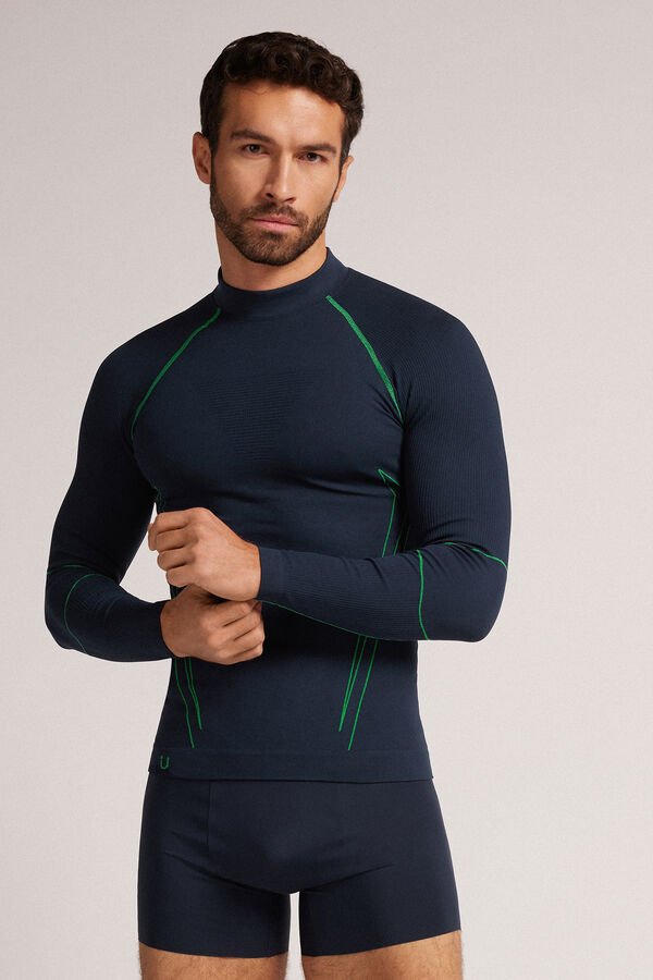 Long-Sleeved Technical Sports Top