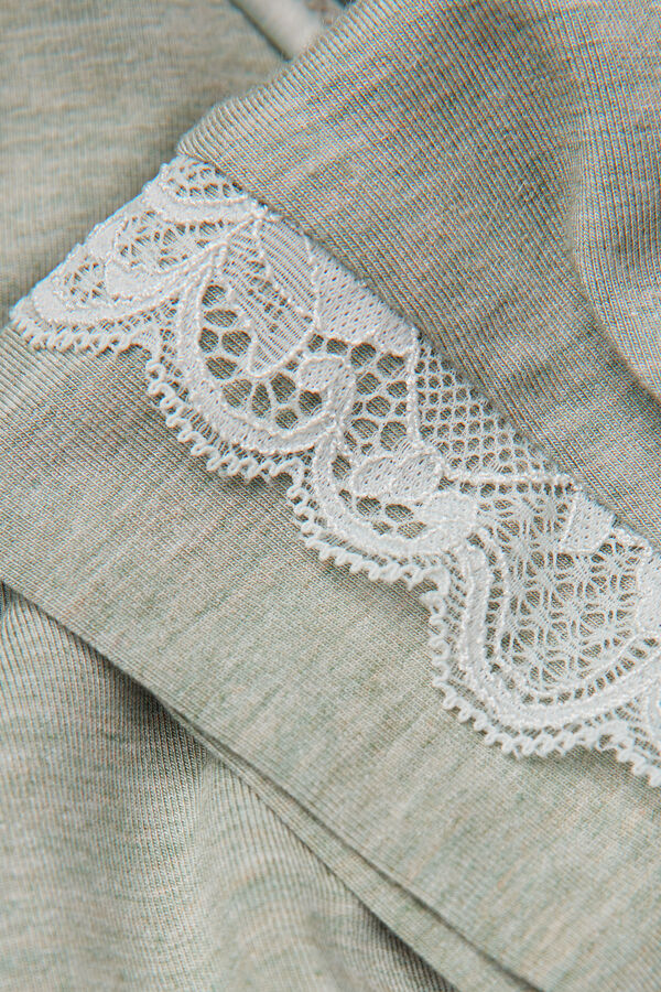Short-Sleeved Nightdress with Lace Details