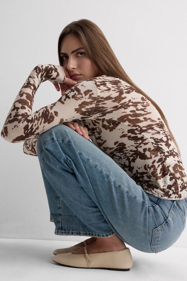 Langarmshirt aus Modal Ultralight mit Kaschmir und Cow-Print