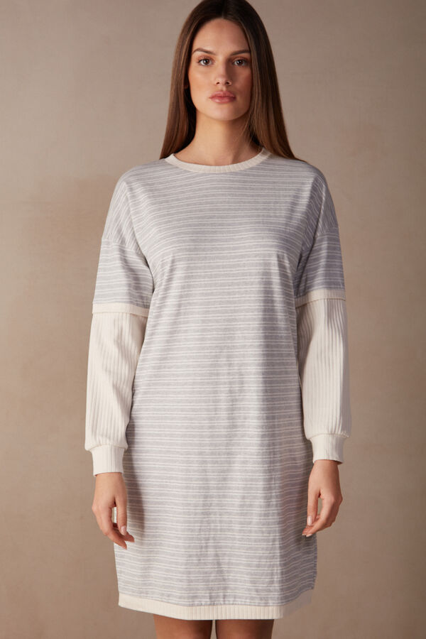 Casual Sunday Long-Sleeved Nightdress