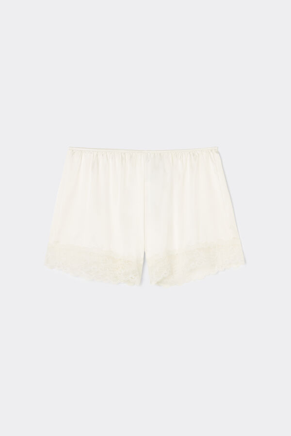 Seidenshorts mit Spitze