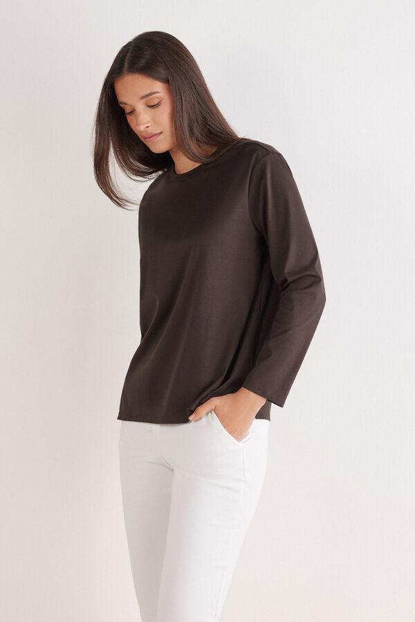 Long-Sleeved Elevated Cotton Top