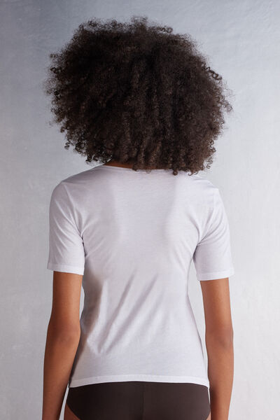 Short-Sleeved V-Neck Ultrafresh Cotton Top