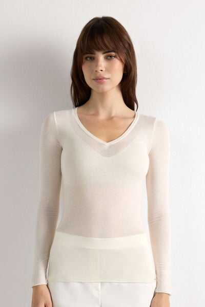 Ultralight Modal with Cashmere V-Neck Top