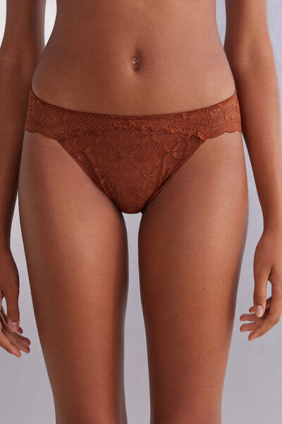 Intimissimi's basic collection. Never be without!