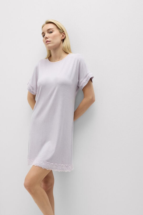 Kurz&auml;rmeliges Nachthemd mit Spitzendetails