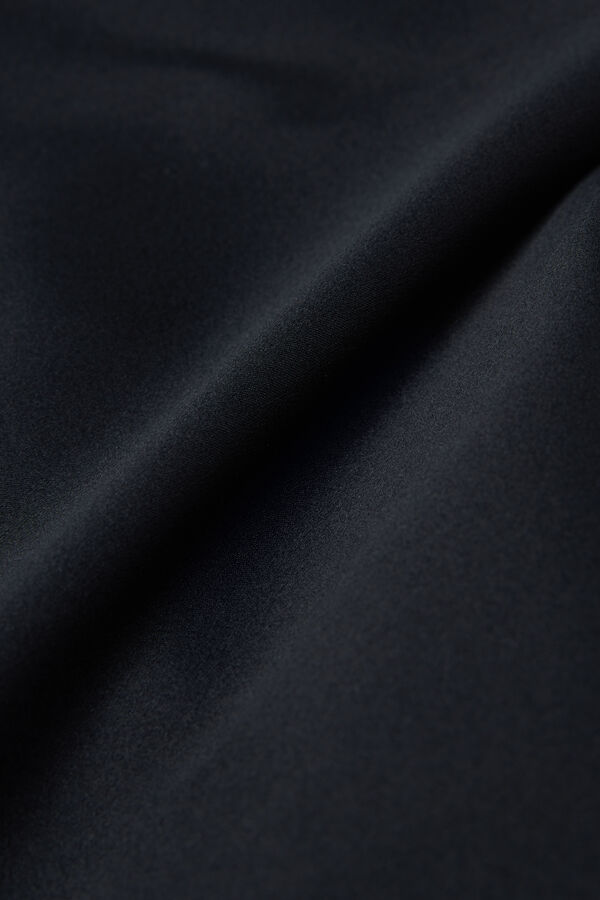 Kurz&auml;rmeliges Rundhalsshirt aus Seidensatin