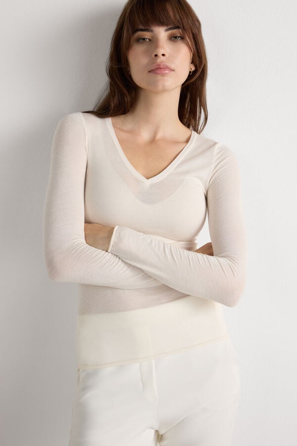 V-neck top in Modal Ultralight with Cashmere