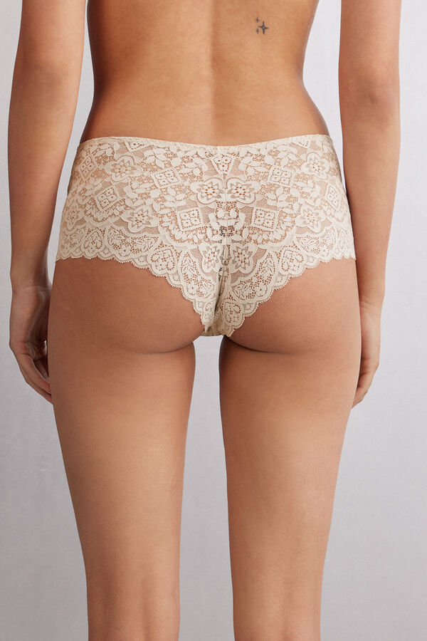 Shorty en dentelle