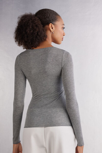Long-Sleeved Scoop-Neck Top made from Ultralight Modal and Cashmere