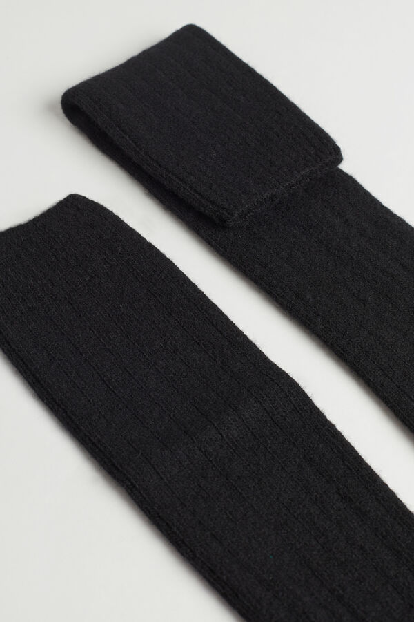 Long Ribbed Cashmere and Wool Socks