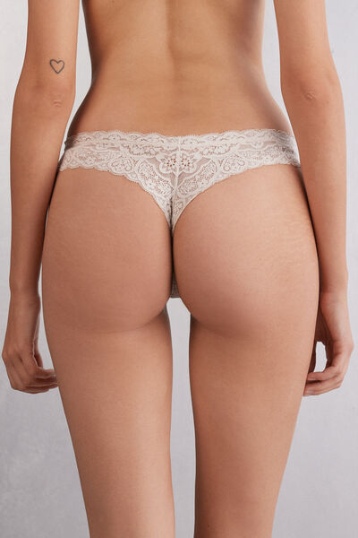 Brazilian-Slip aus Spitze im 80er-Jahre-Stil