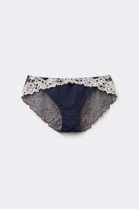 Pretty Flowers Slip