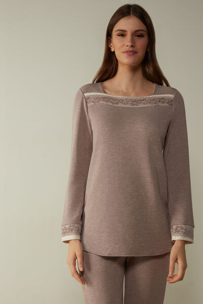 Classic Beauty Long-Sleeved Boat-Neck Top
