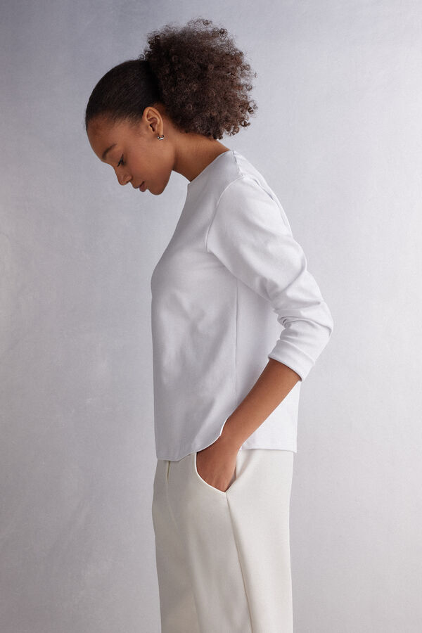 Long-Sleeved Cotton Top