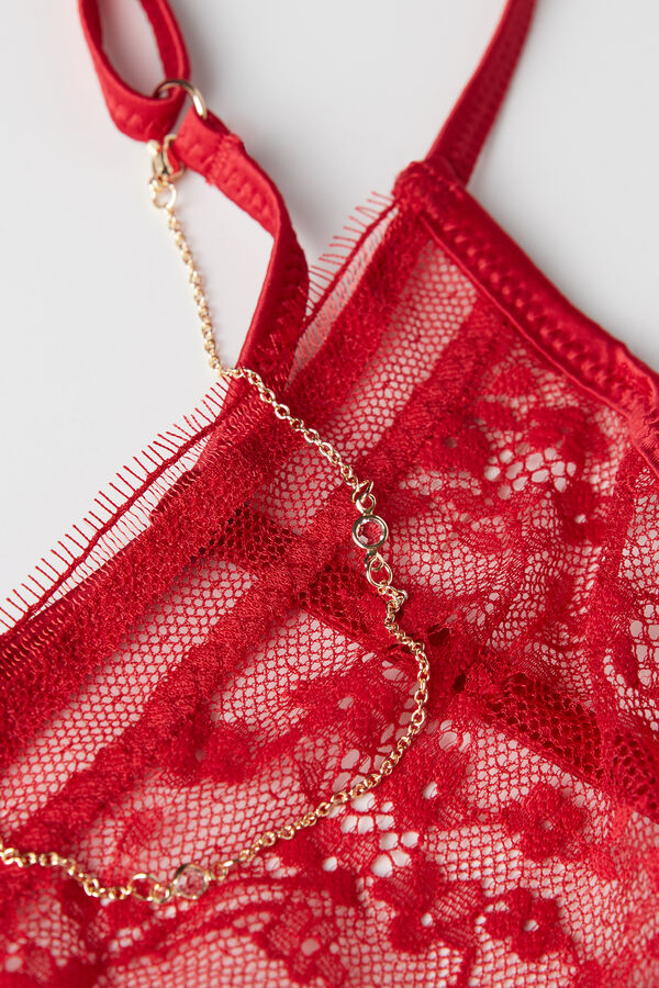 Intimissimi SE: Strings, lace and rings: the must have of the new