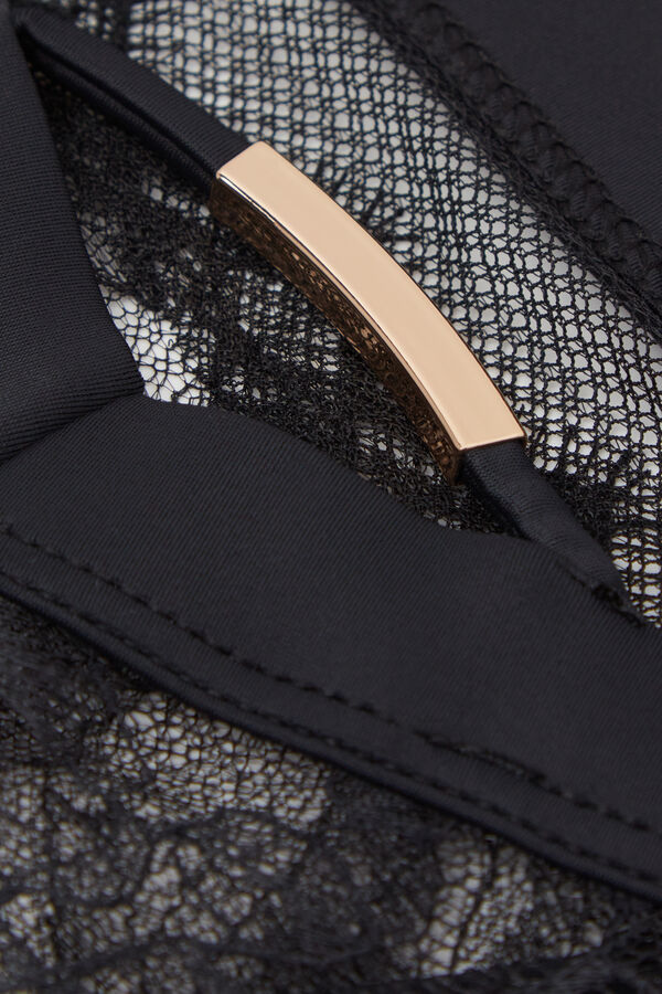 Playful Glamour Lace Thong with Side Straps