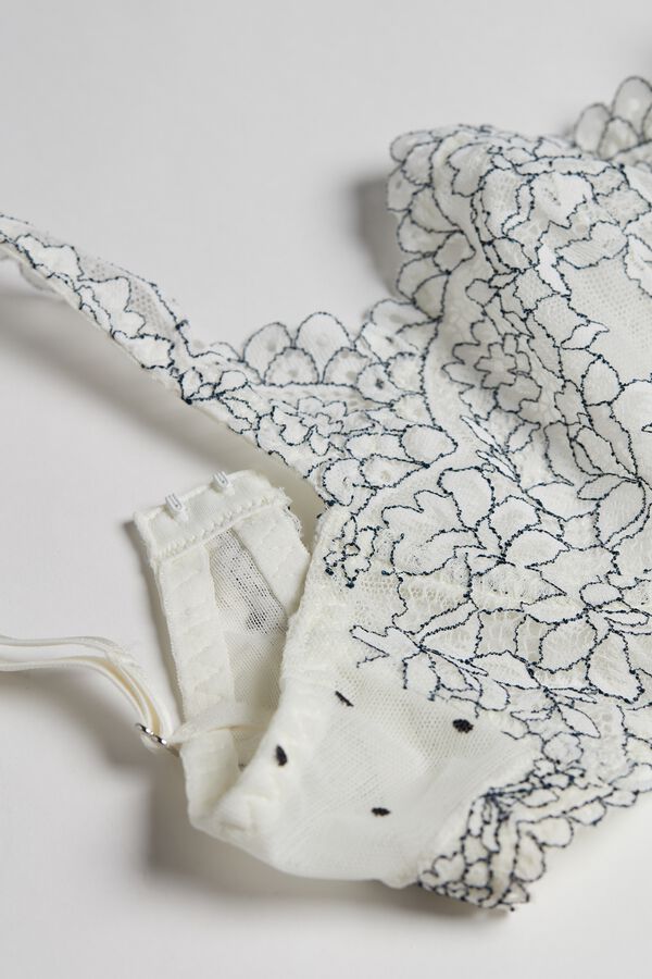 Lace Desire Balconette Bra