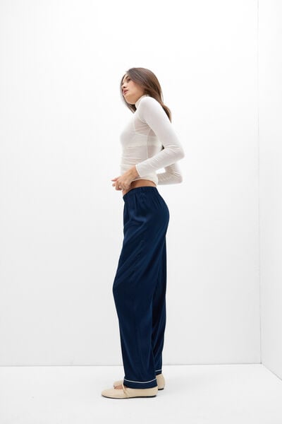 Camisola Gola Alta Ultraleve em Caxemira Modal