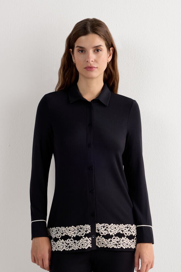 Pretty Flowers Button-Up Modal Top