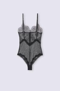 Iconic Beauty Body in Mesh and Lace