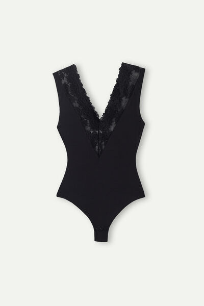Pretty Flowers V-Neck Body