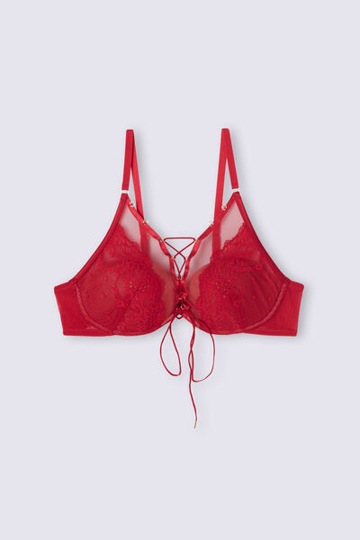 Intimissimi SE: Christmas is coming, it's time for red lace lingerie!