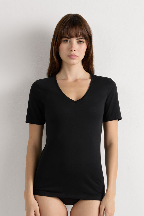 Short-Sleeved V-Neck Ultrafresh Cotton Top