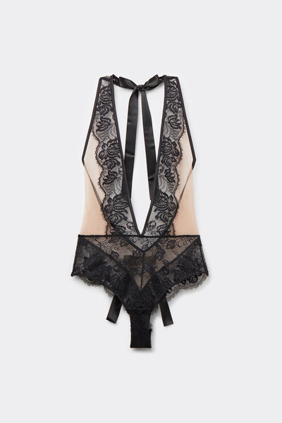 Body in Pizzo e Tulle The Simplest Pleasures