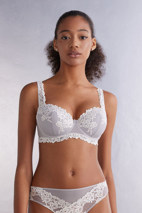 Floral Lace Bra: Wireless, Padded, Soft, Small, Stylish Lingerie