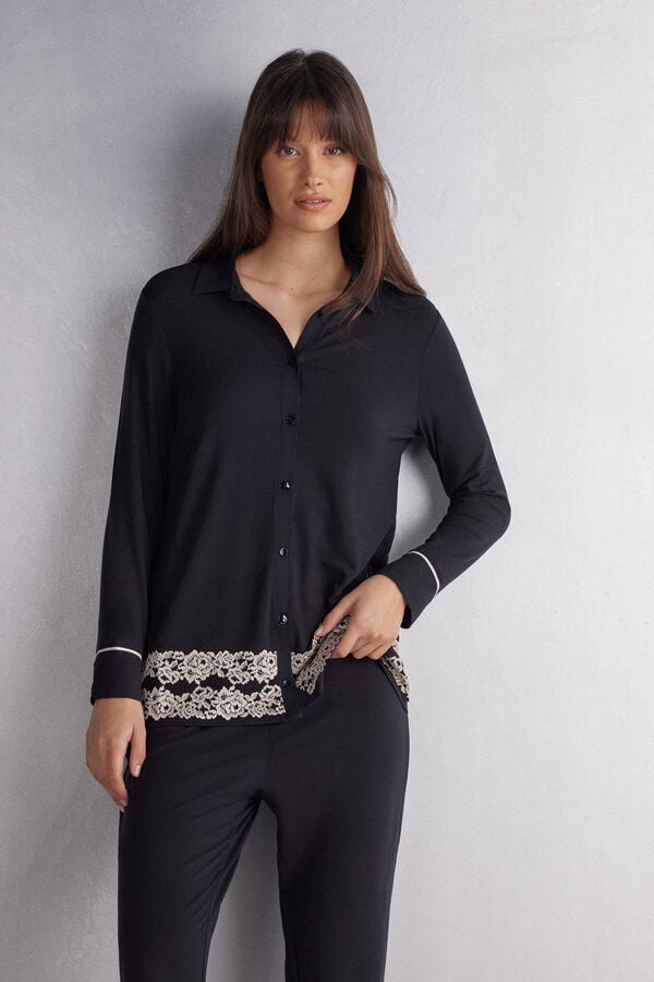 Vorne offenes Shirt aus Modal Pretty Flowers