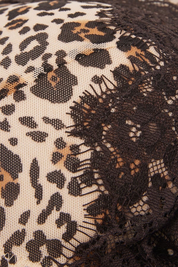 MONICA Simply Iconic