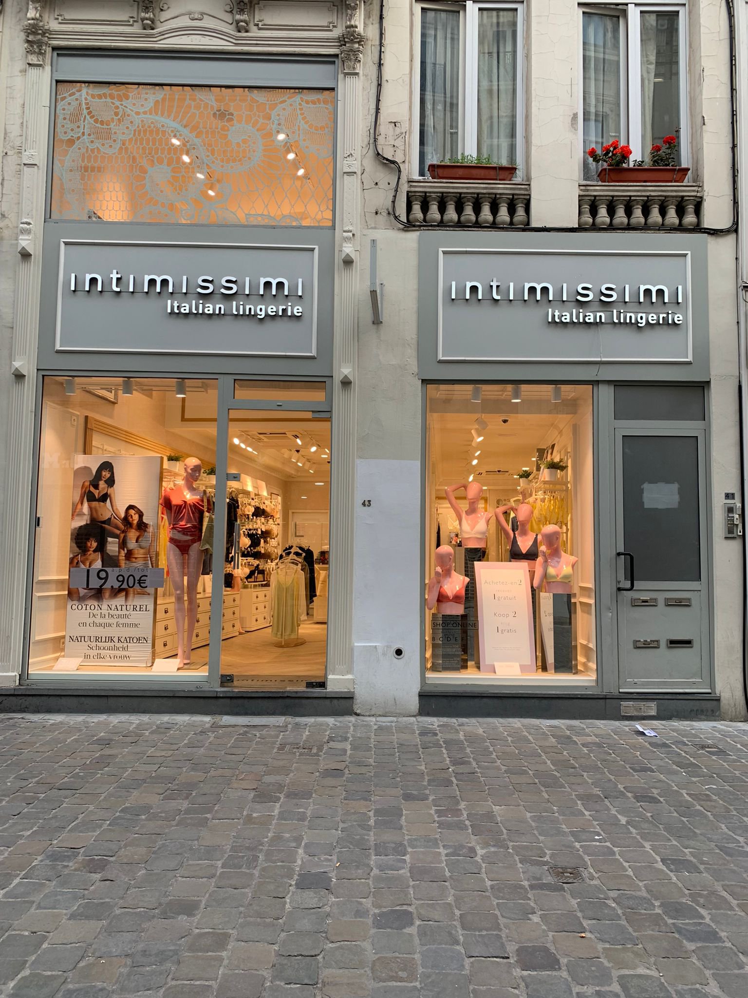 Underwear and lingerie shop in Knokke at Lippenslaan, 263