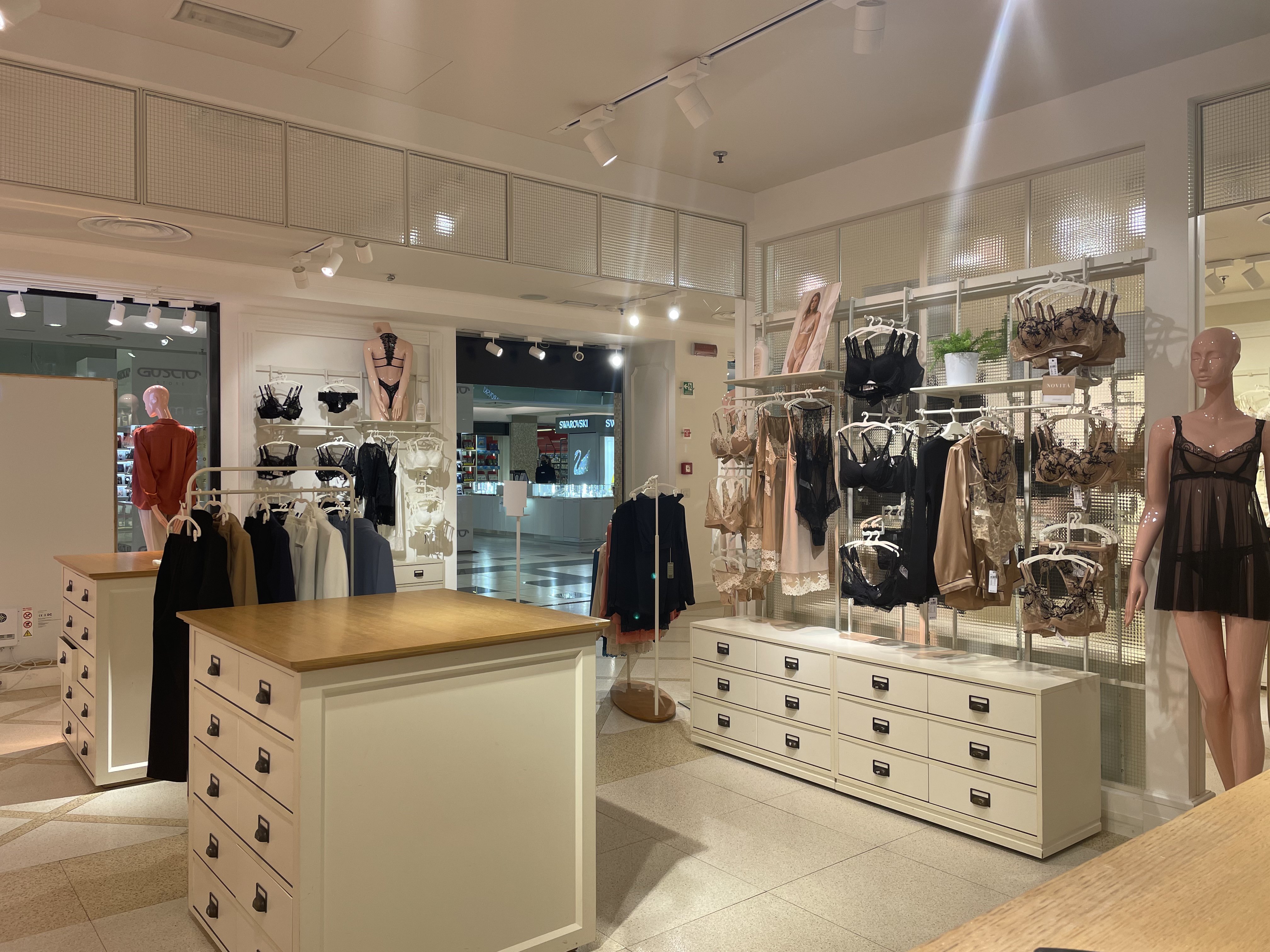 Intimissimi FIUMICINO THE WOW SIDE SHOPPING CENTER