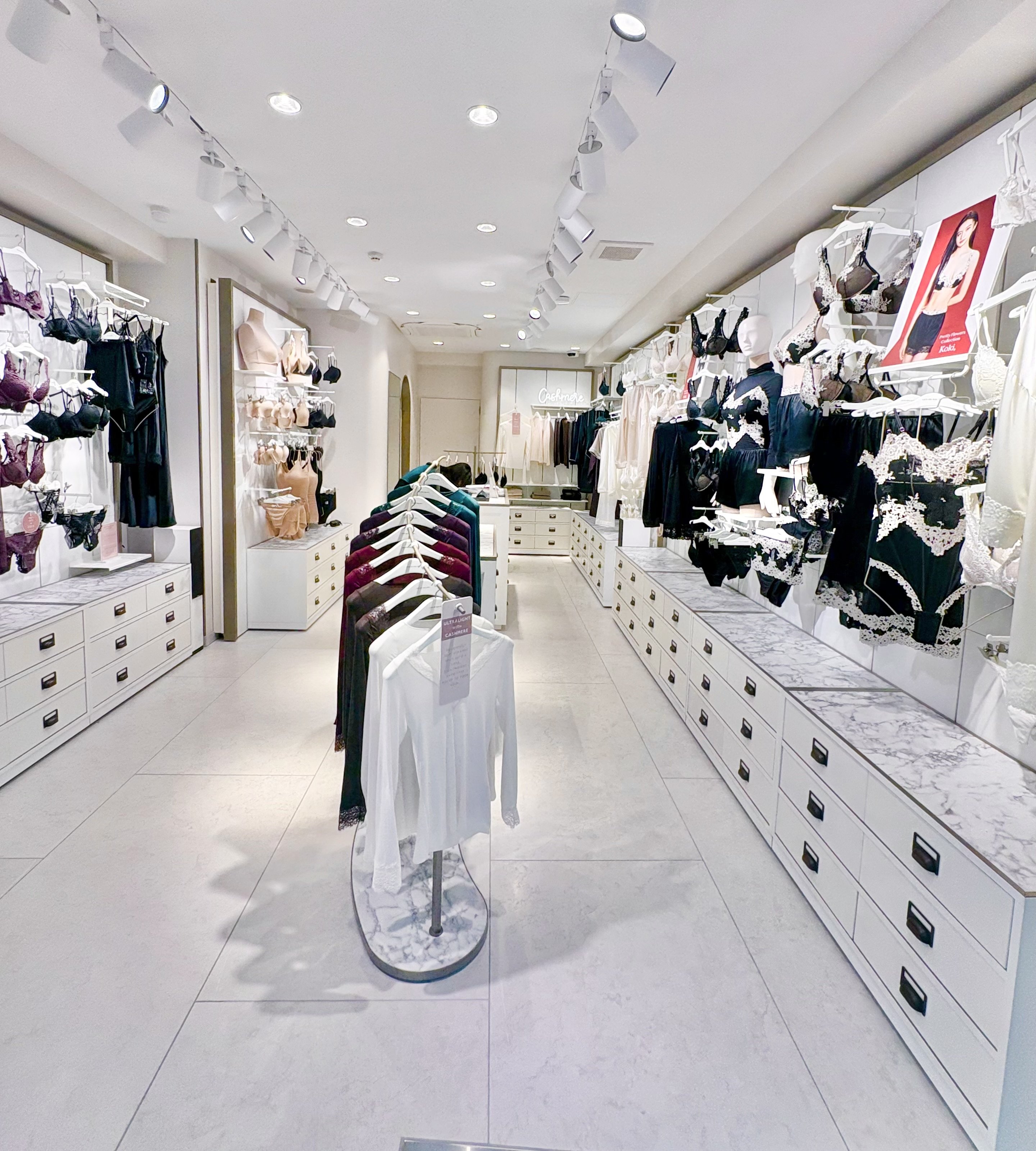 Intimissimi 六本木店
