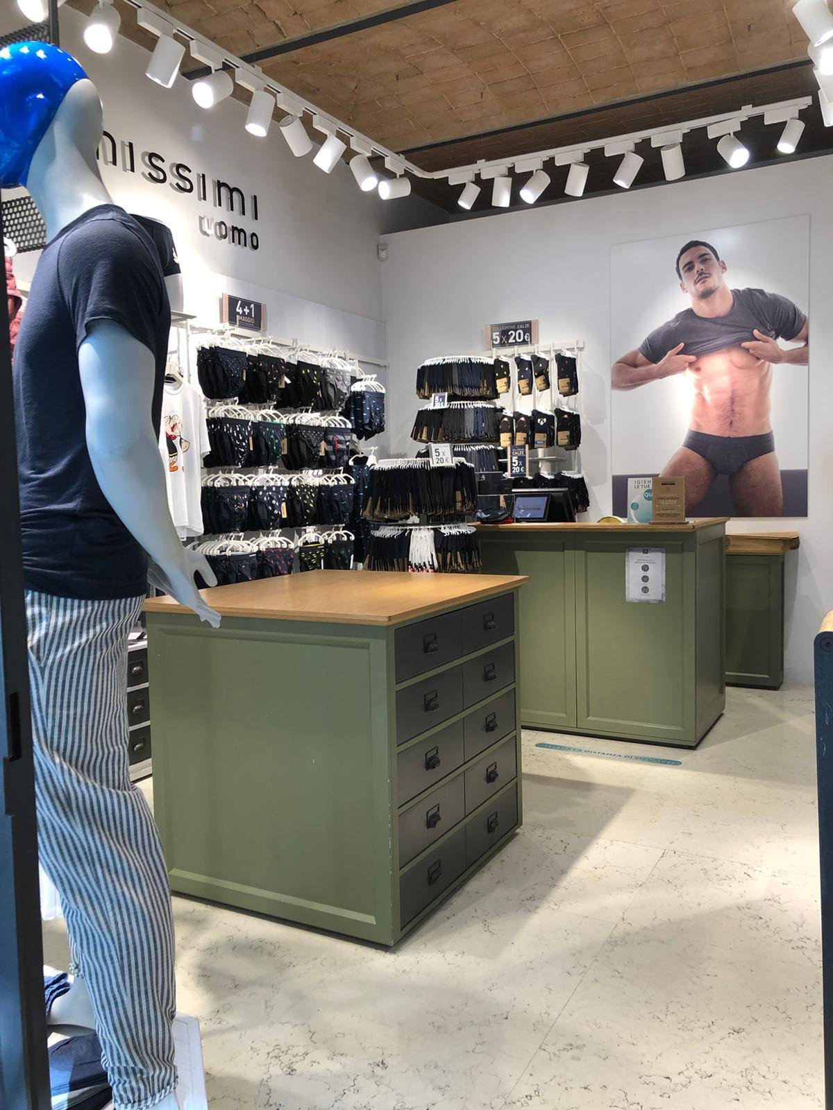 Intimissimi Uomo, clothing store, Trentino-Alto Adige, Trento, Via del  Brennero — Yandex Maps