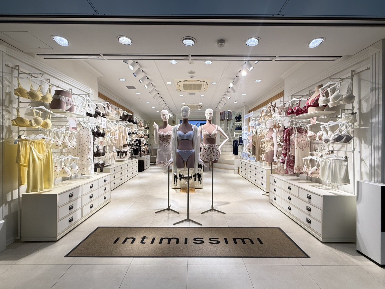 Intimissimi 神戸三宮店