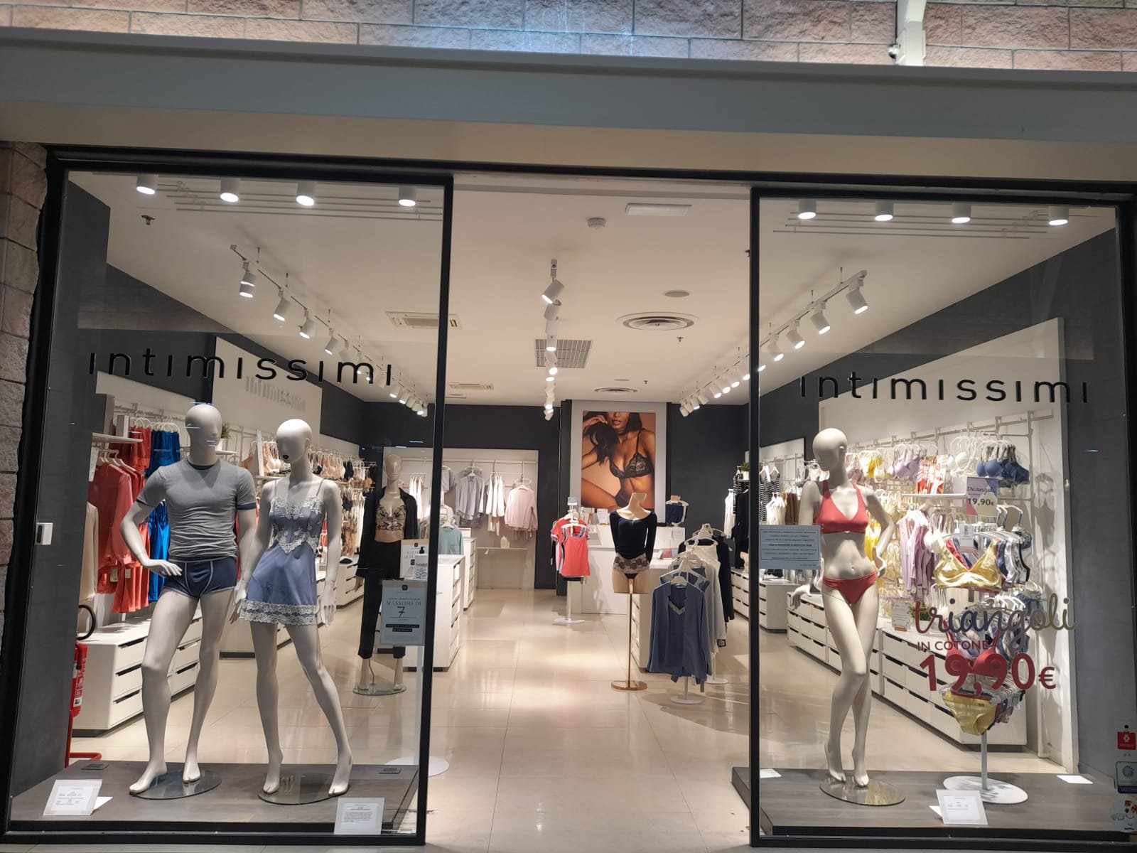 Intimissimi SARZANA CCLE CENTRO LUNA