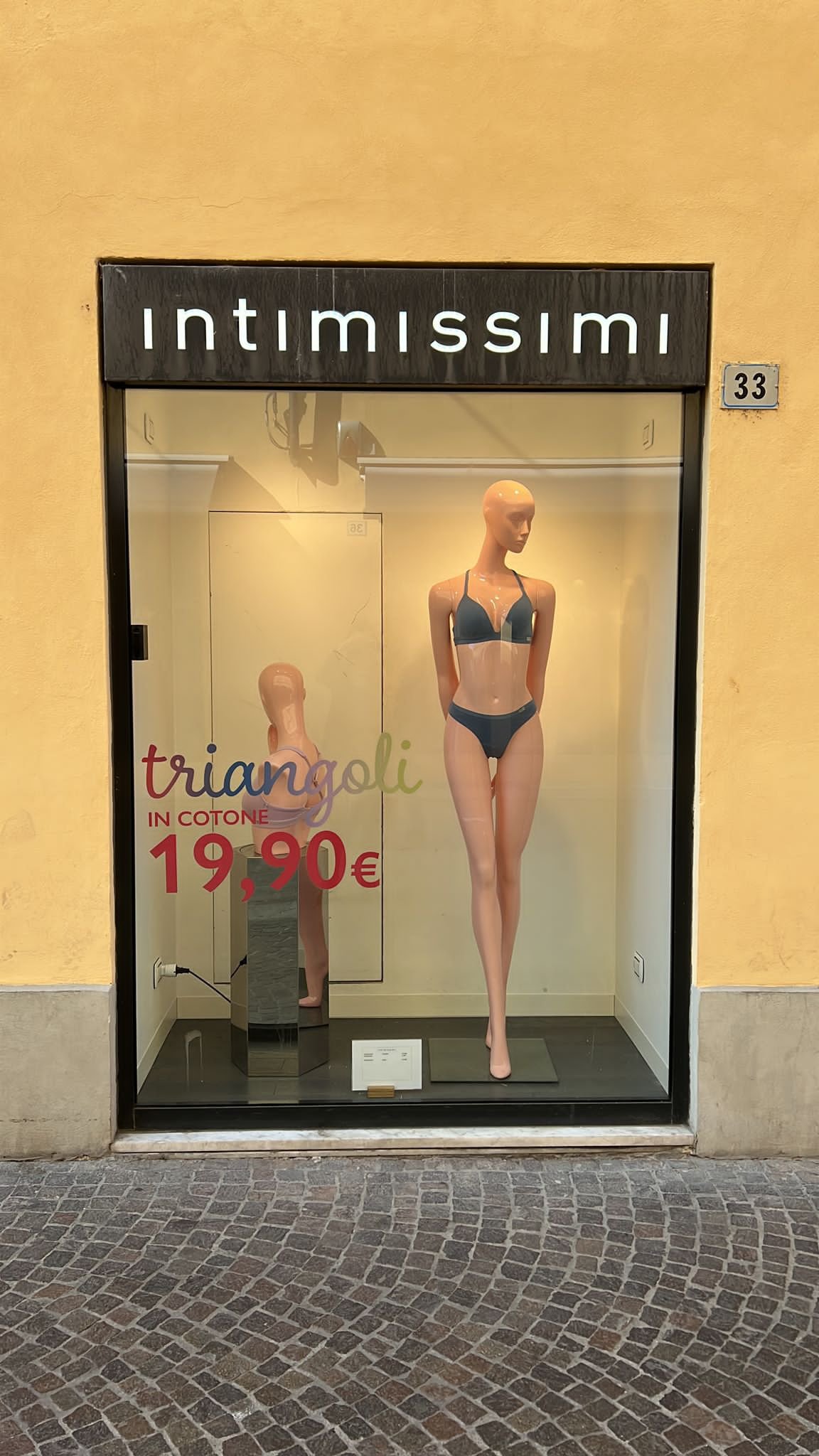 Intimissimi SASSUOLO VIA CIRO MENOTTI 31